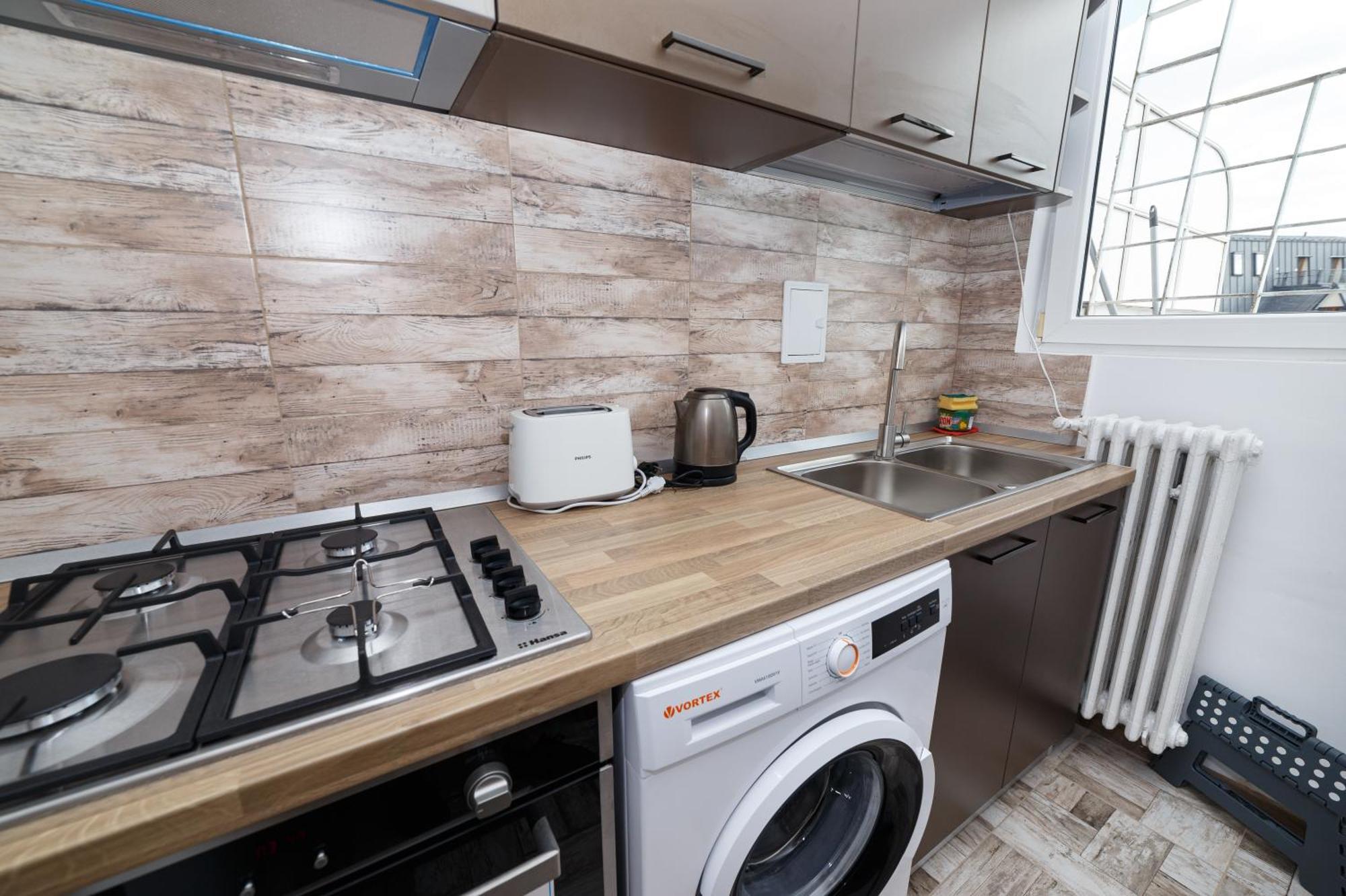 Rooftop Apartment Street Doamnei 布加勒斯特 外观 照片