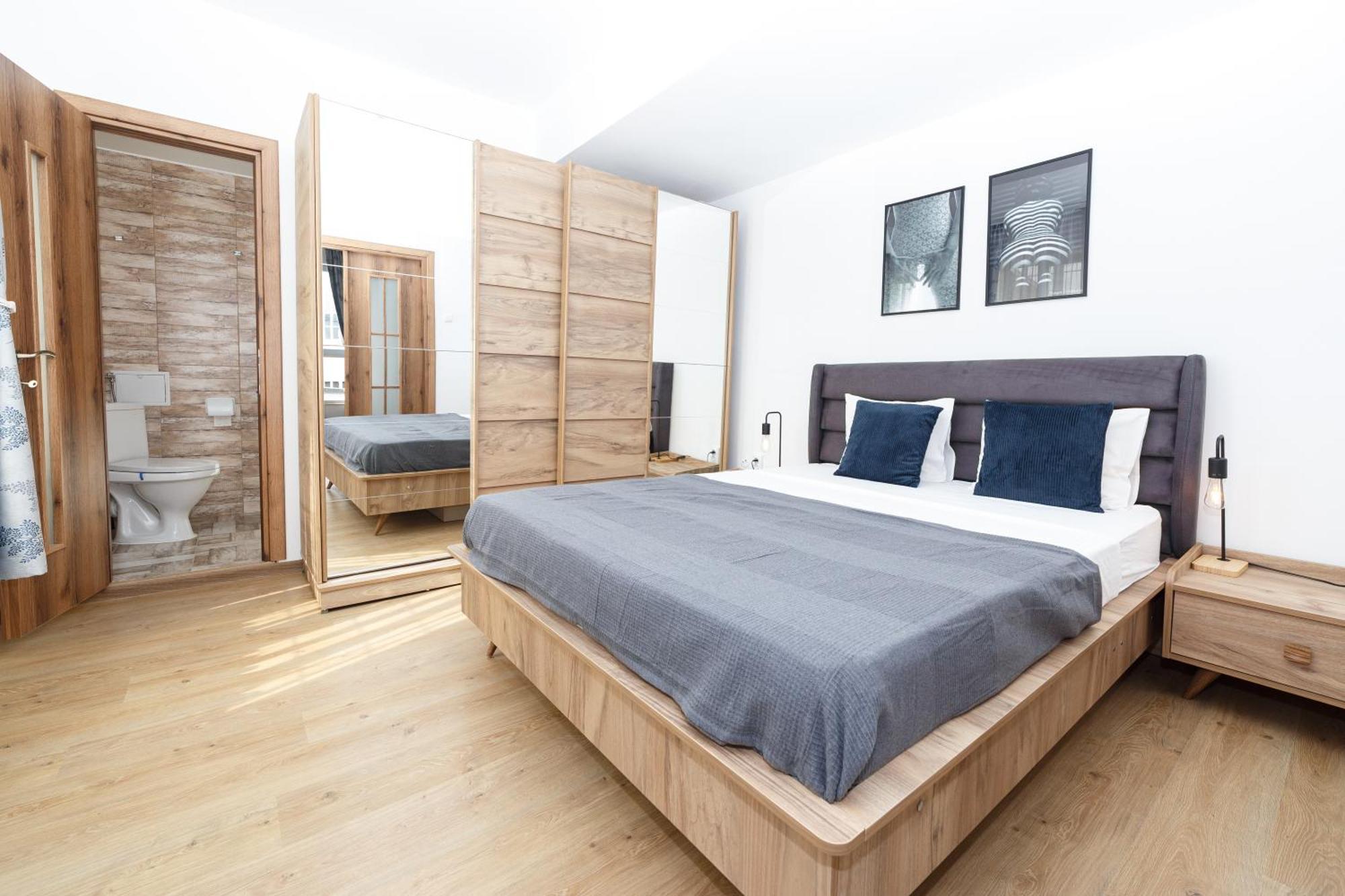 Rooftop Apartment Street Doamnei 布加勒斯特 外观 照片